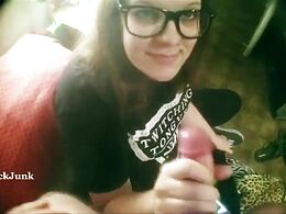 Berd Doesn't Know She's Being Secretly Filmed