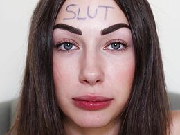 I love seeing her mouth in all its glory